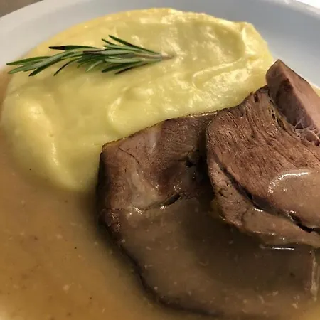 Hostinec U Pejska A Kocicky 3*