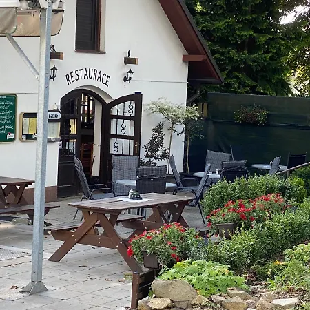 Hostinec U Pejska A Kocicky Guest house Marianske Lazne