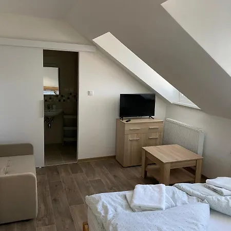 U Pejska A Kocicky Gæstehus 3*