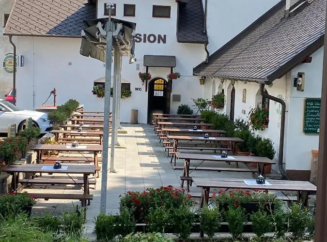 U Pejska A Kocicky Pensión Mariánské Lázně